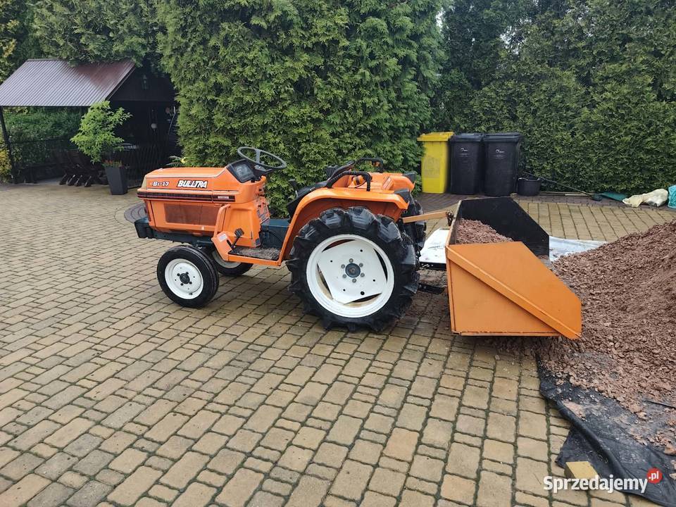 Traktorek Kubota Bulltra B117 17 2WD