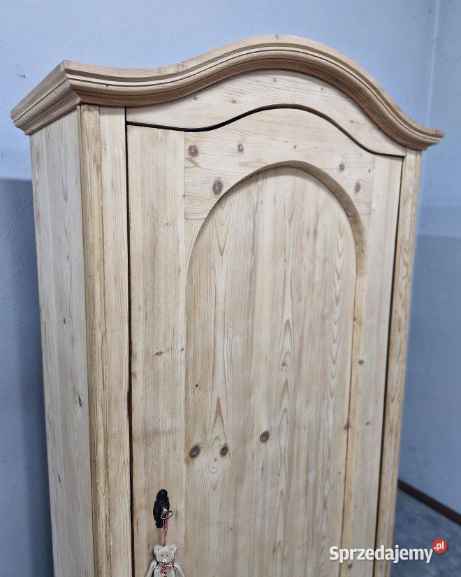 Ładna Jednodrzwiowa Szafa Ludwikowska Marki