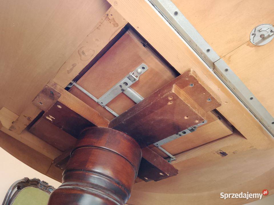 Stół okrągły rozkładany krzesła antyk Biała