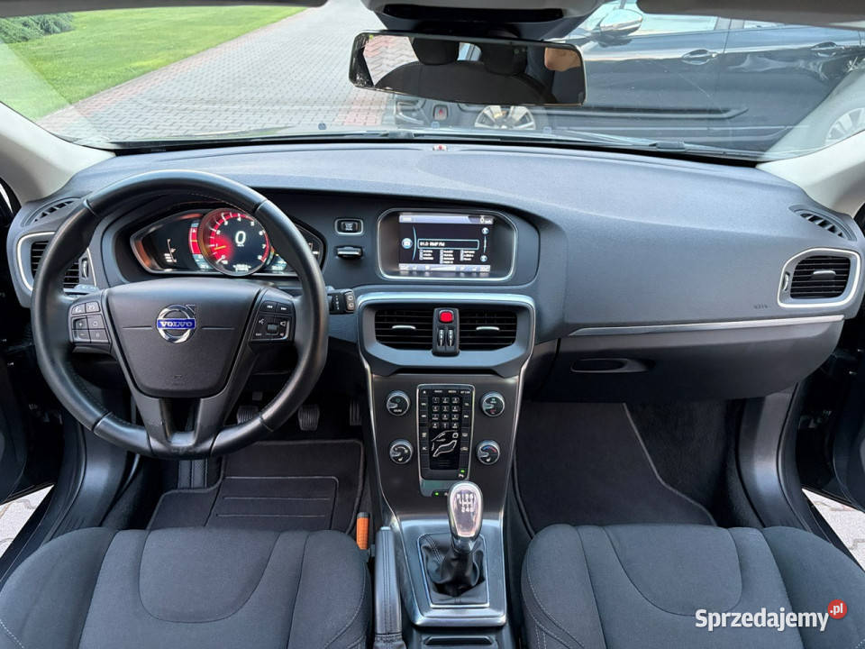 Volvo V40 16 benzyna Xenony Licznik cyfrowy Lipówki