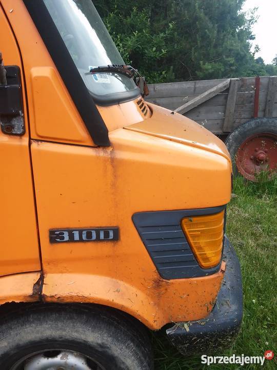 Mercedes T1 310d Kaczka 29 Blaszak długi i Mercedes-Benz pomorskie Pomlewo
