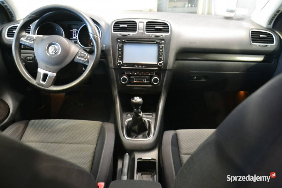 Volkswagen Golf 16 tdi 105 nawigacja parktroniki Kęty sprzedam