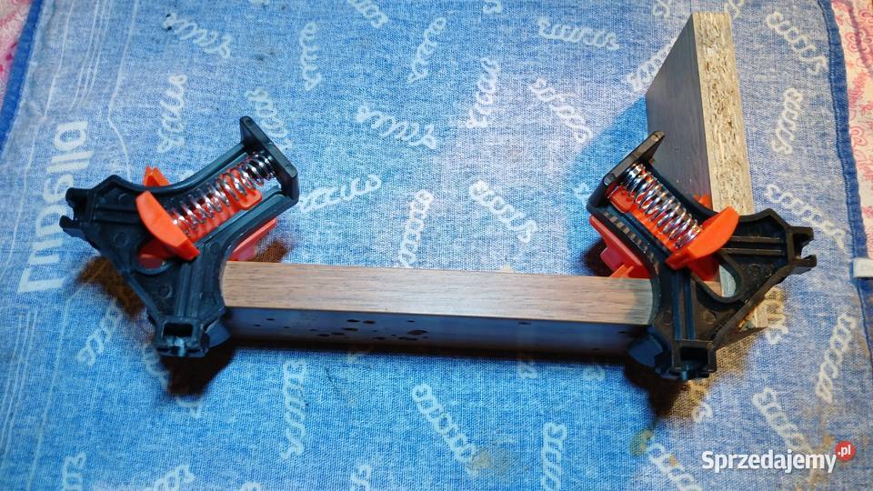 Sprzedam regulowany kątownik stolarski 90 stopni łódzkie Zgierz