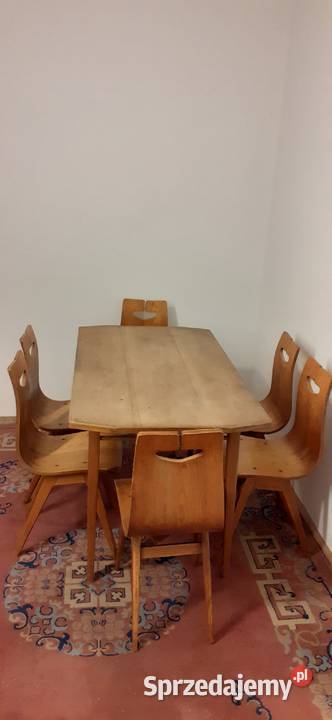 Rajmunda Hałasa stół i 6 krzeseł typ 1329 Warszawa