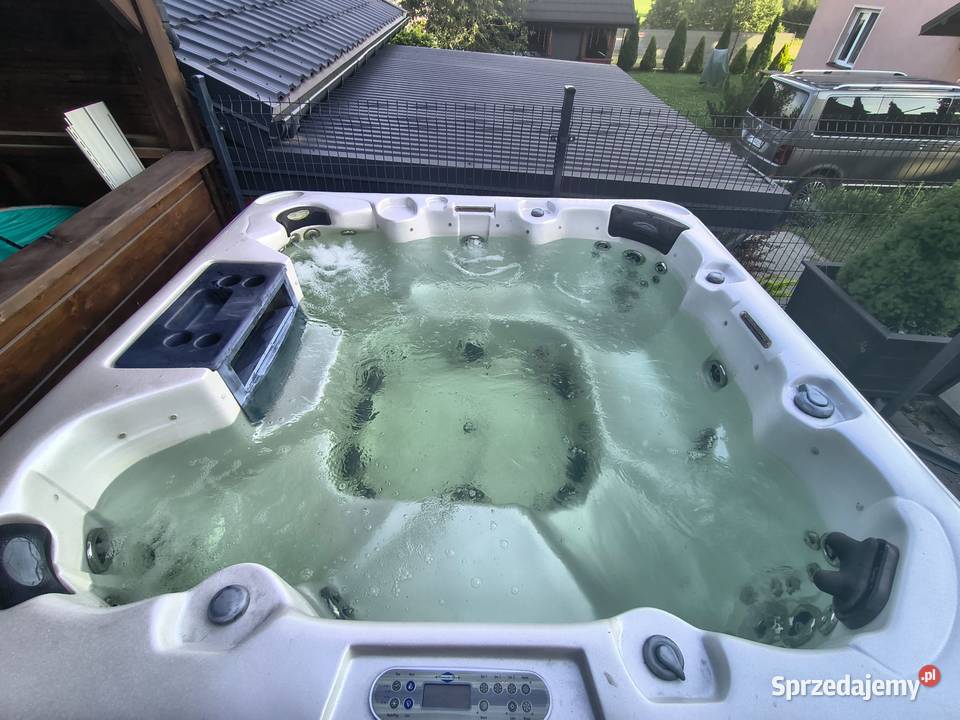 Jacuzzi ogrodowe Diamente Spa Męcina