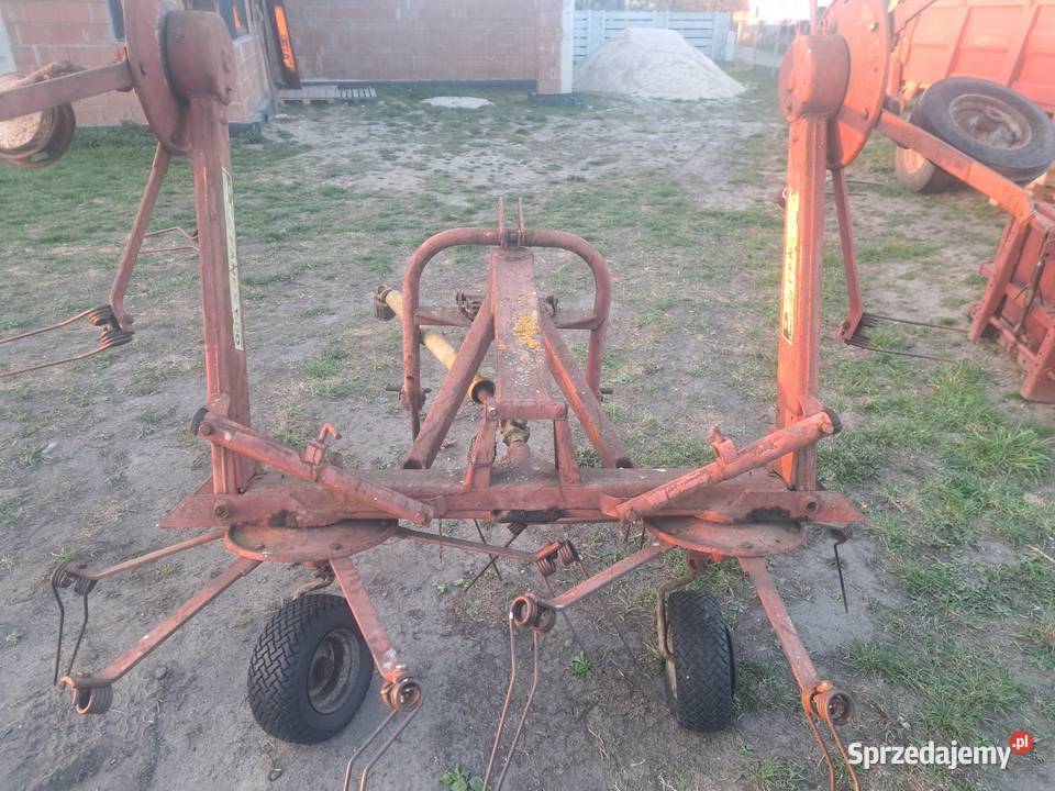 Przetrząsarka do siana przegrabiarka pająk nieuszkodzony wielkopolskie Ostrów Wielkopolski