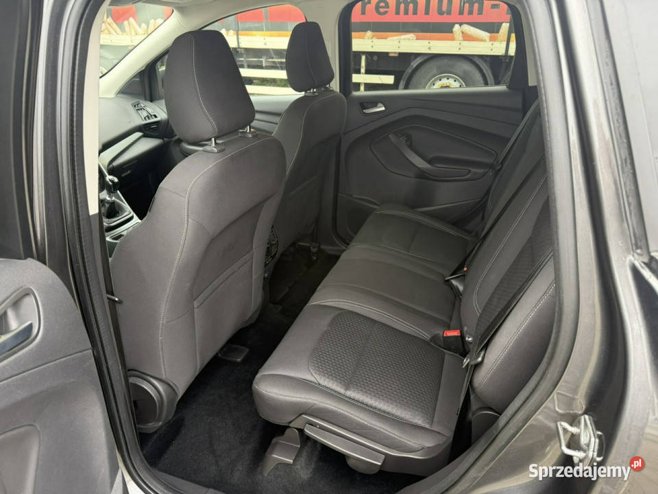 Ford Kuga 15 Benzyna Serwisowany Gwarancja czujnik zmierzchu Piekoszów sprzedam