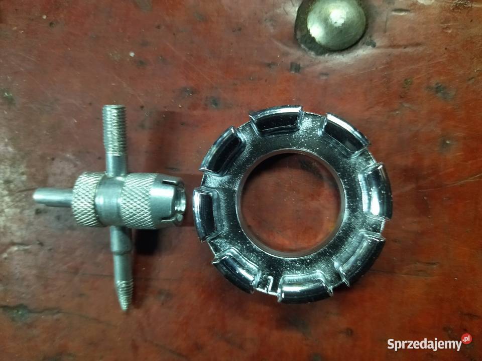 Gwintownik i Przyrząd do centrowania kół WskShl mazowieckie Tłuszcz