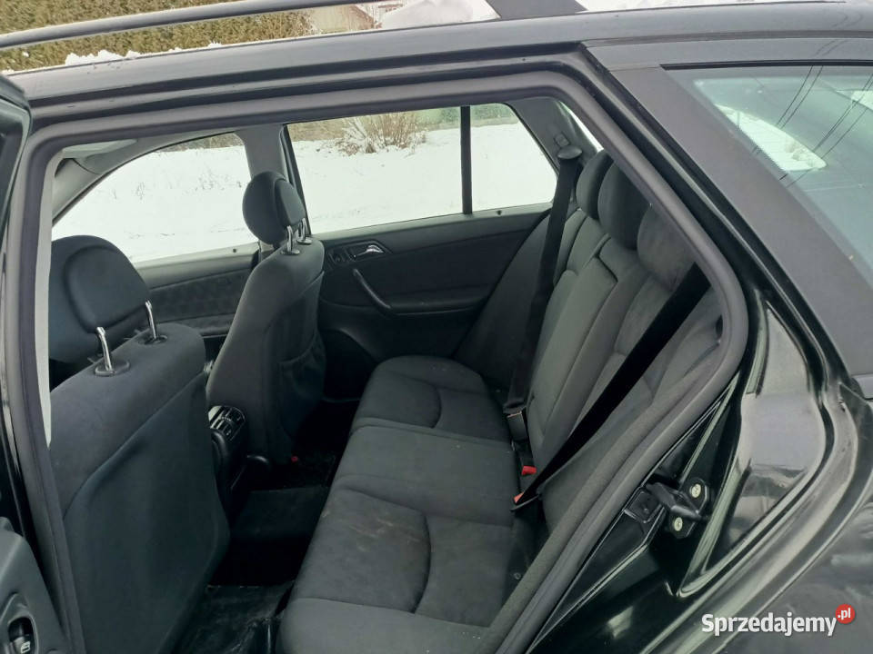 Mercedes C 180 Mercedes C klasa 20BG 130 01r Tarnów