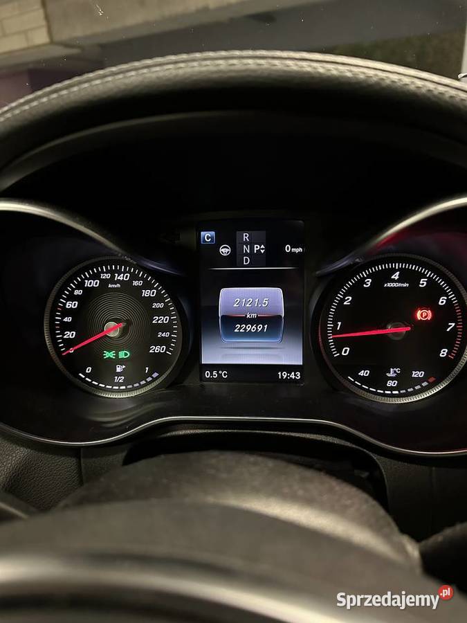 MercedesBenz Klasa C 200 4Matic 7GTRONIC automatyczna pomorskie sprzedam
