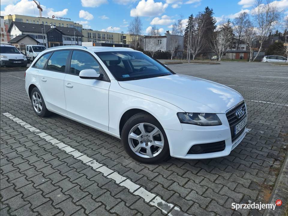 Audi A4 B8 2011 r 20 TDI CR 136 Rzeszów