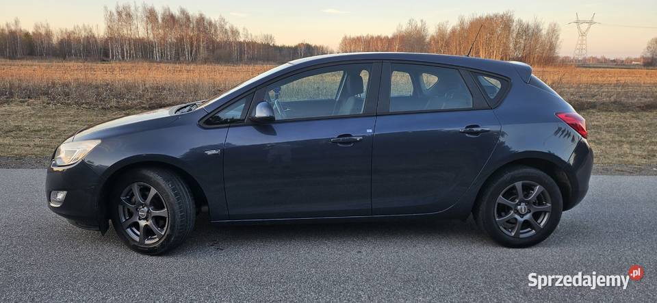 OPEL ASTRA J 16b Rzeszów