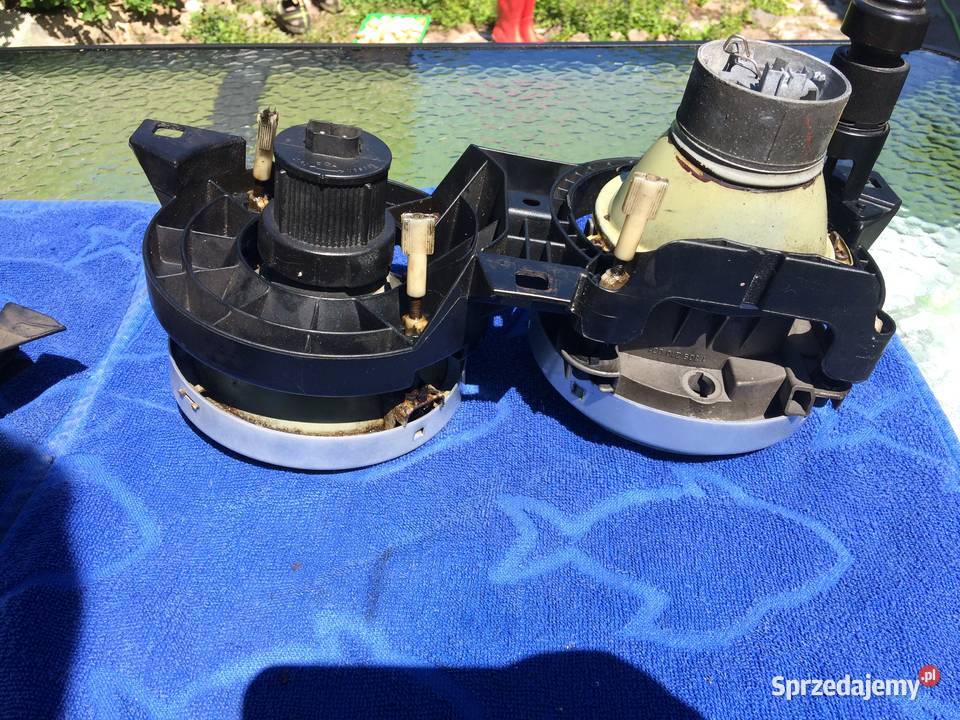 BMW E30 Reflektor Oryginalny szeroka lampa Nosibądy