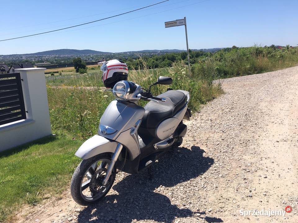 skuter aprilia scarabeo 250 vespa piaggio honda nieuszkodzony Kielce
