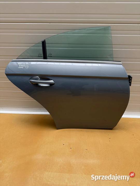 Mercedes CLS C219 W219 TYLNIE TYLNE DRZWI PRAWE Rudka