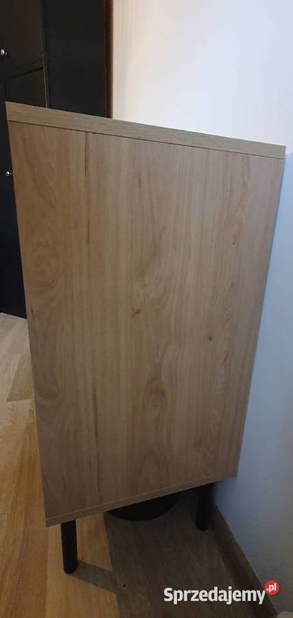 Komoda 3 drzwiowa z szufladami firmy Nero