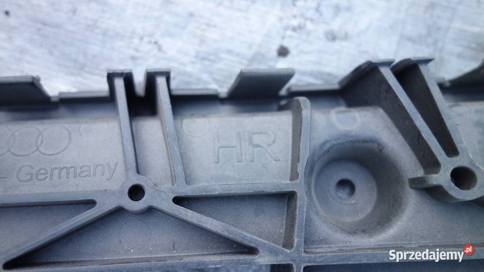 AUDI A4 B8 AVANT KOMBI ŚLIZG PRAWY TYŁ ZDERZAKA Ruda Śląska