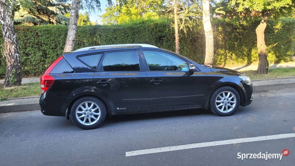 KIA Ceed 2010 16CRDI lakier metallic Rzeszów