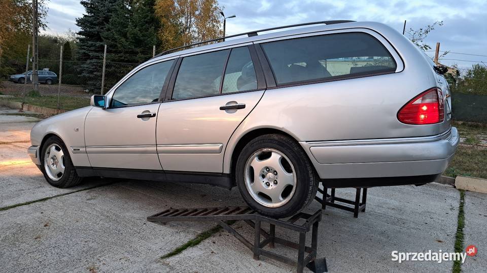 0 rdzy 180 Avantgarde E200 Kompressor Oleśnica