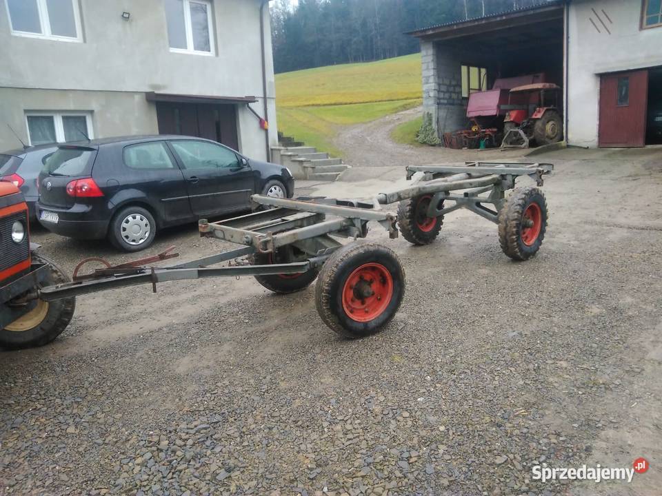 Wóz rozsuwany na drewno z hamulcem