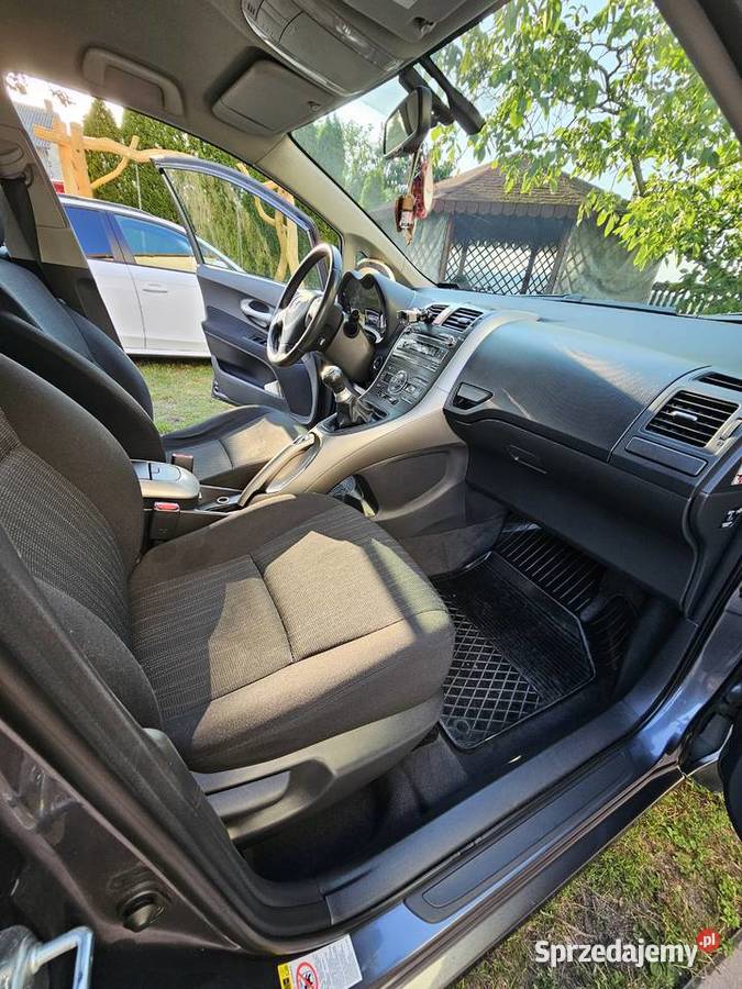 Toyota auris benzyna+LPG Paradyż