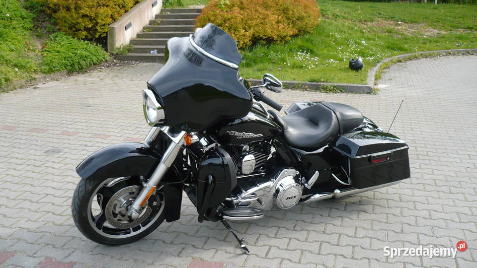Harley Davidson Touring Street Glide 103 zamiana Motocykle, skutery, quady Kielce