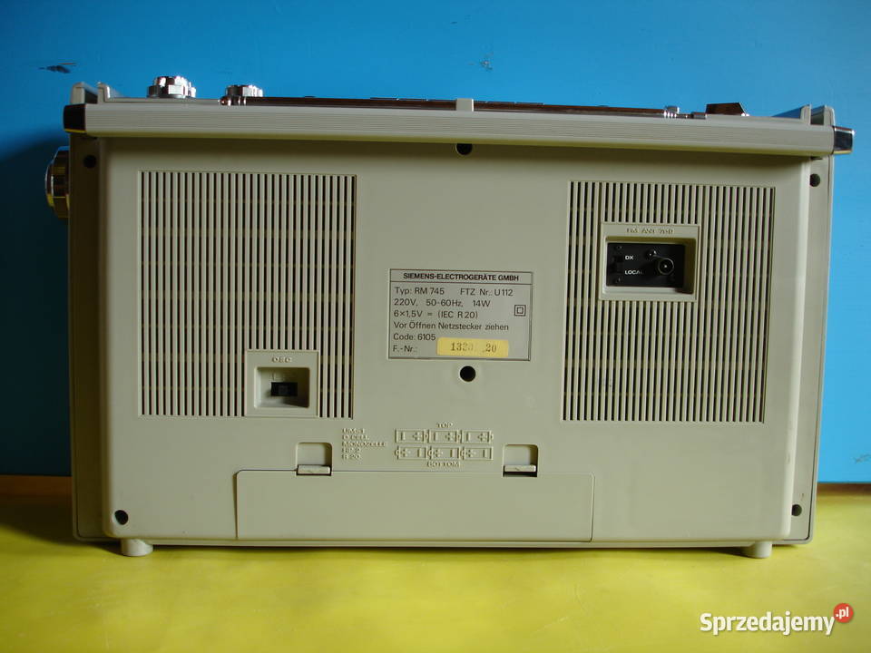 Radiomagnetofon SIEMENS CLUB RM745