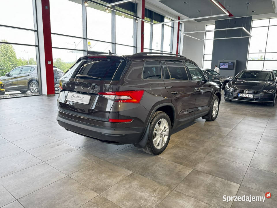 koda Kodiaq Ambition 15TSI 150 M6 2020 r salon I światła przeciwmgielne