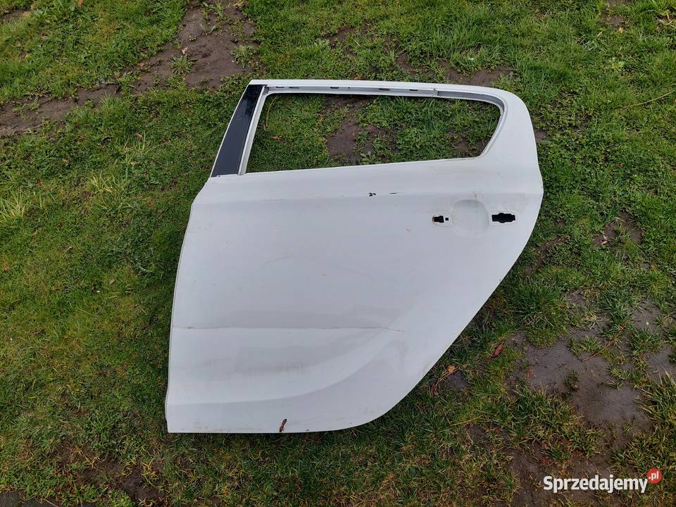 Drzwi Hyundai I20 tylne prawe drzwi śląskie Rybnik sprzedam