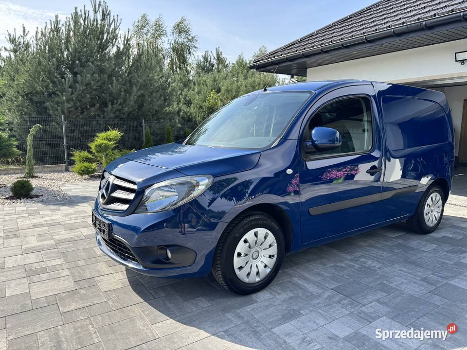 Mercedes Citan 109CDI 90 2 komplety kół sprzedam