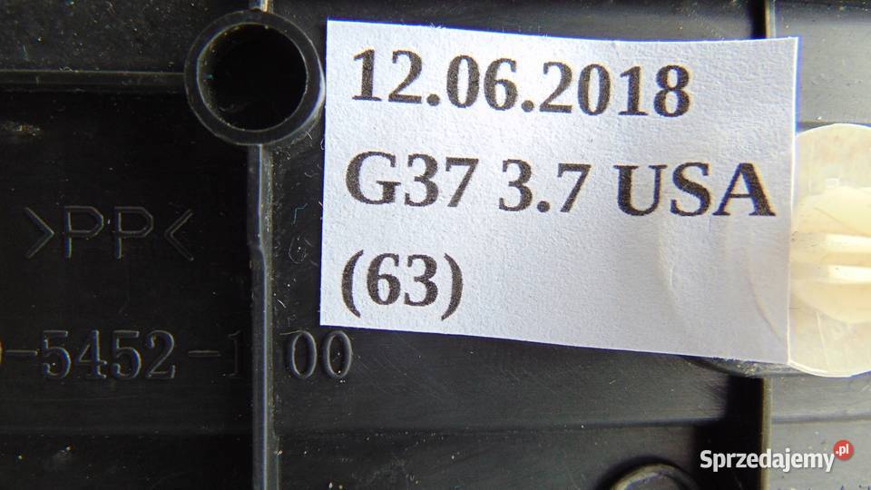 LISTWA PROGOWA PRZÓD LEWA PRAWA INFINITI G37 osobowe Nowy Tomyśl