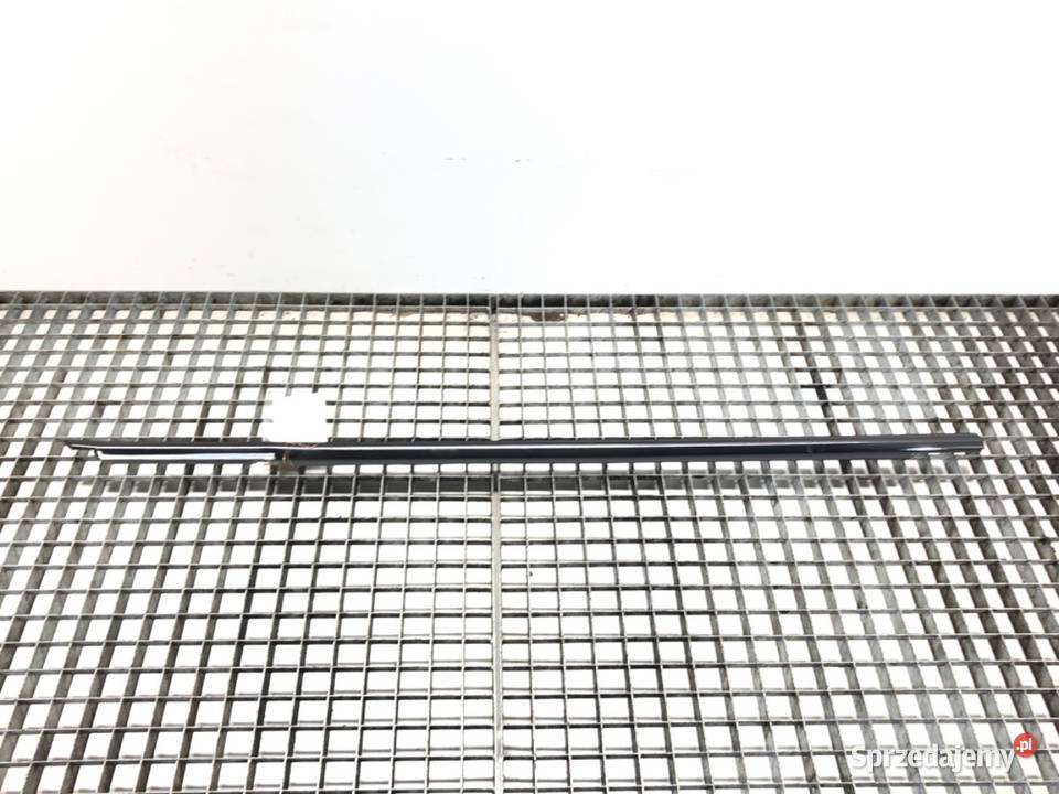 LISTWA ZGARNIAJĄCA PRZÓD PRAWA MERCEDES W221 sprzedam