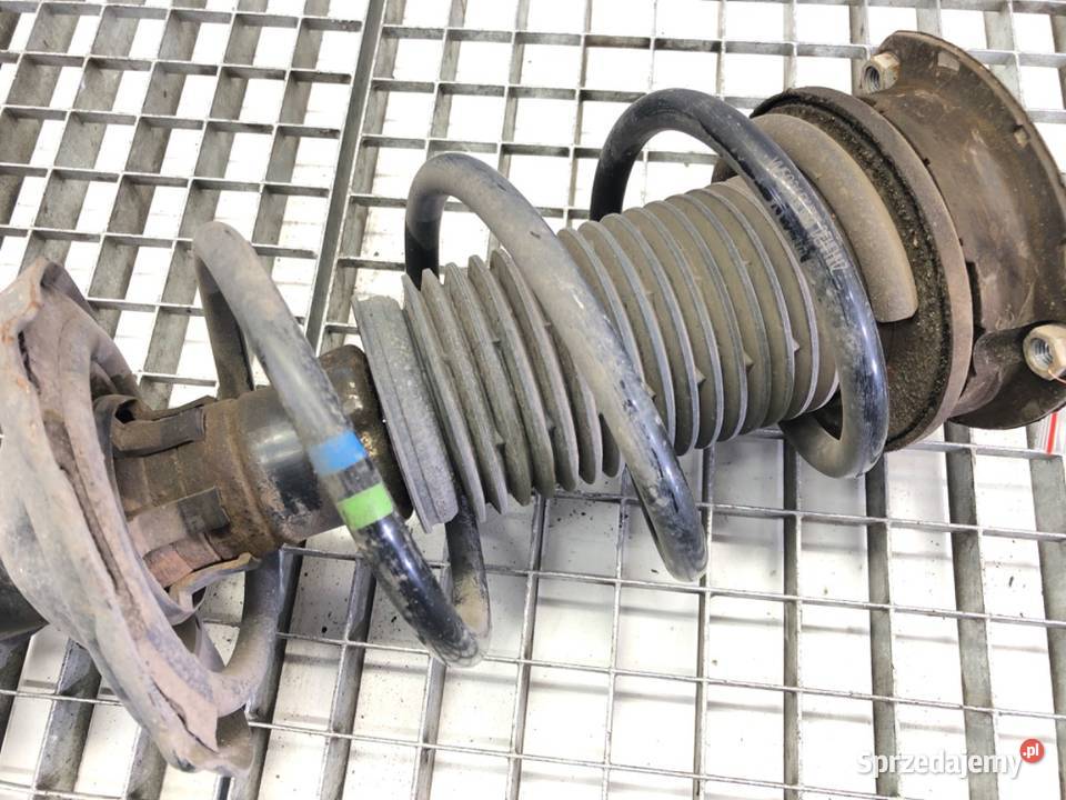 AMORTYZATOR PRAWY PRZÓD ZE SPRĘŻYNĄ VW GOLF VII osobowe Amortyzatory podkarpackie