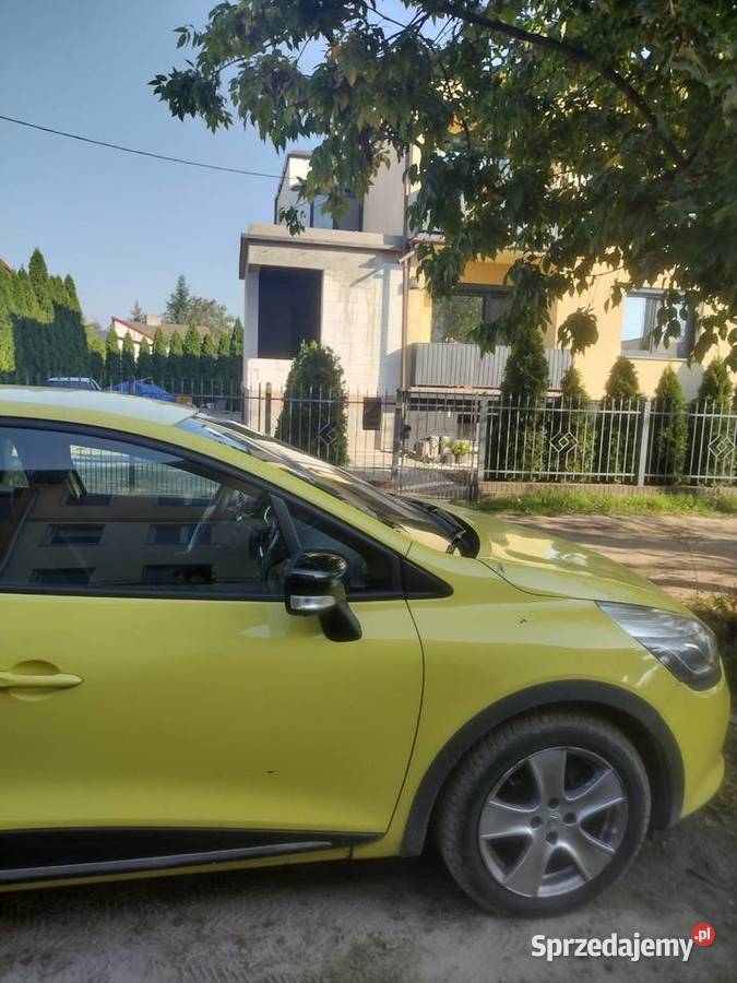 Sprzedam samochód osobowy Clio 4 262000km