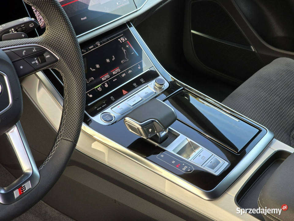 Audi Q8 FLLaserBONightVisionSkrętnaOśAlcantaraS wspomaganie kierownicy Toruń