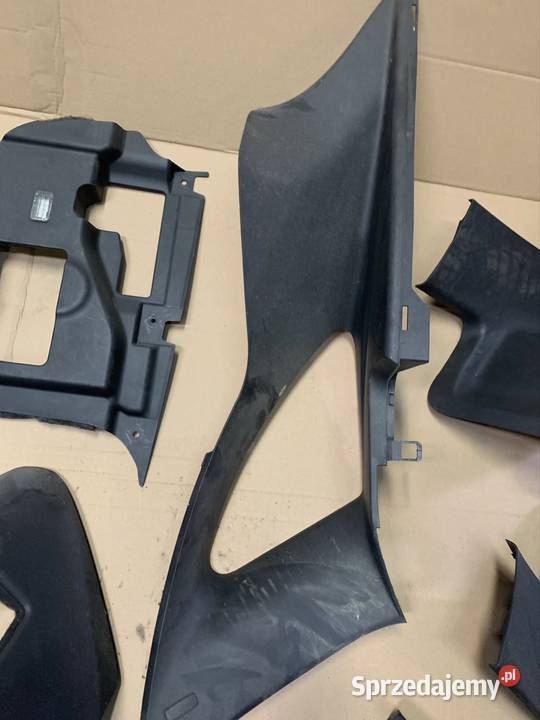Tapicerka plastik poszycie Jaguar fpace x761