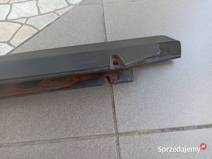 Nowy oryginalny przedni nosek do Poloneza FSO Warszawa sprzedam