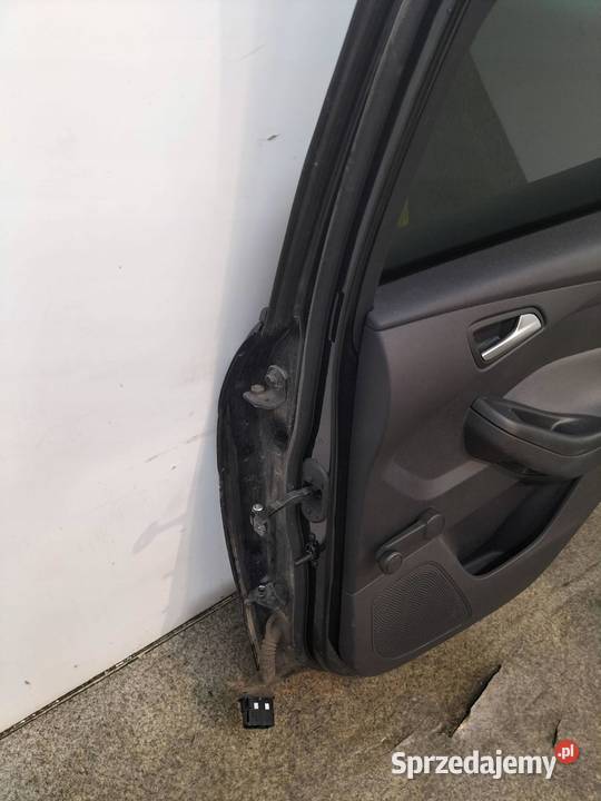 DRZWI PRAWE TYŁ 5D HB FB Ford Focus Mk3 20102019 świętokrzyskie