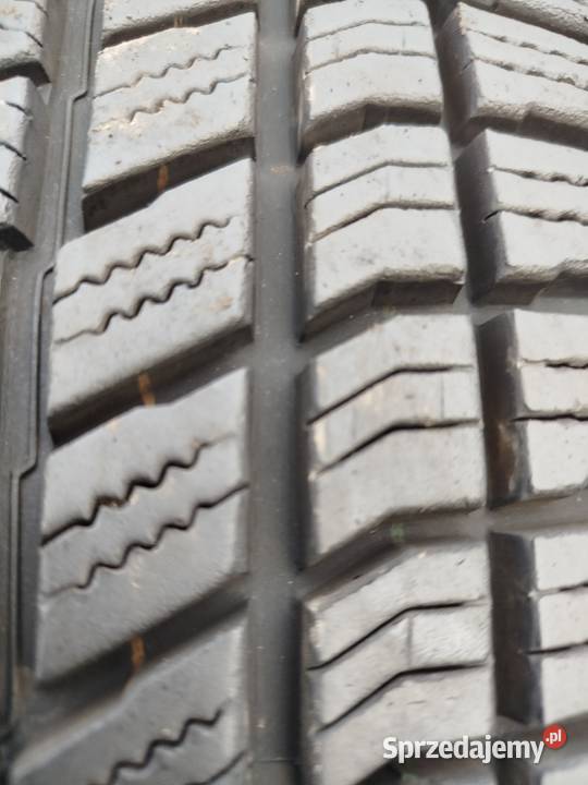 S318 Opony uzywane zimowe 2355519 Kumho Samochodowe Bąków sprzedam