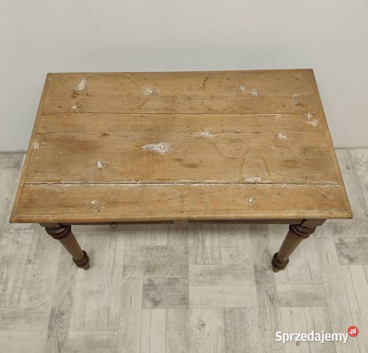 stół wiejski drewniany wintage sosnowy blat łódzkie Radomsko