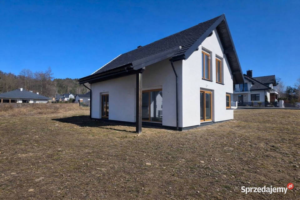 Sprzedam dom wolnostojący Sanok 140m2 podkarpackie