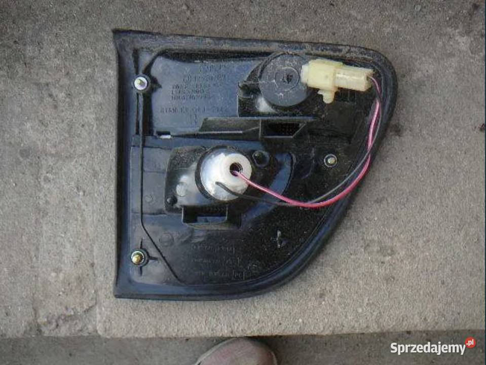 Lampa tył w klapie prawa Suzuki Baleno kombi Ostrzeszów