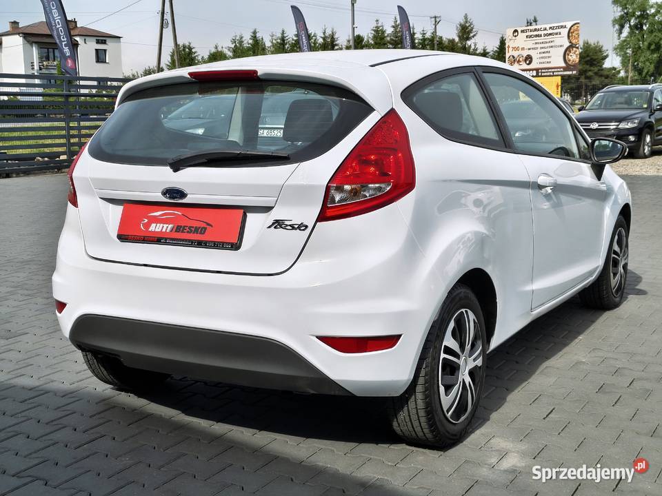 Ford Fiesta Benzyna Zarejestrowany w Polsce elektryczne szyby podkarpackie Zarszyn sprzedam