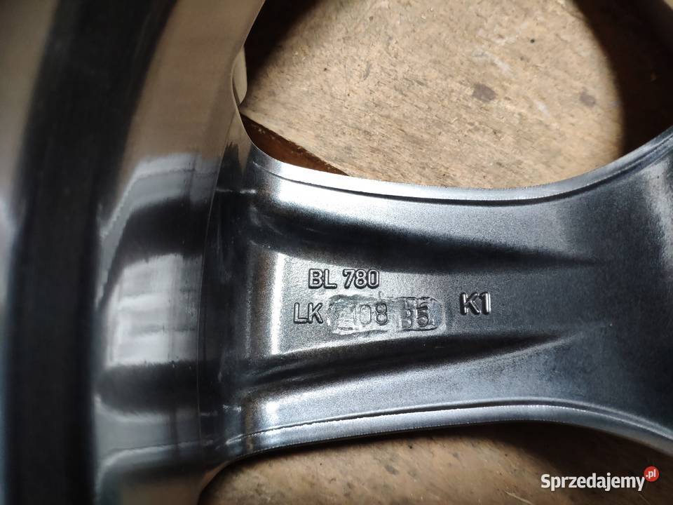 Alufelga Alutec Blade 17x8 5x108 ET45 Piasta 70 Kraków