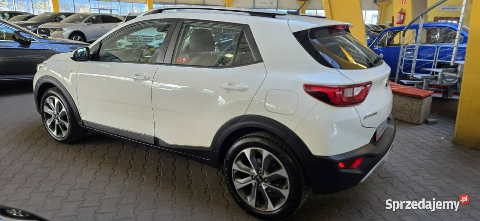 Kia Stonic 1 REJ 2018 OPIS W podanej roczna światła przeciwmgielne sprzedam