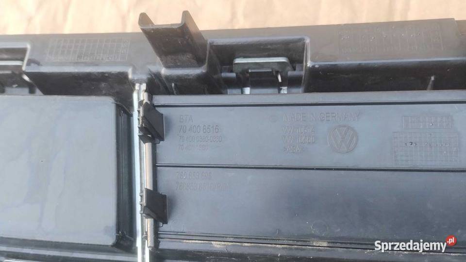 Grill Atrapa Chłodnicy Chrom Vw Touareg III 760 sprzedam
