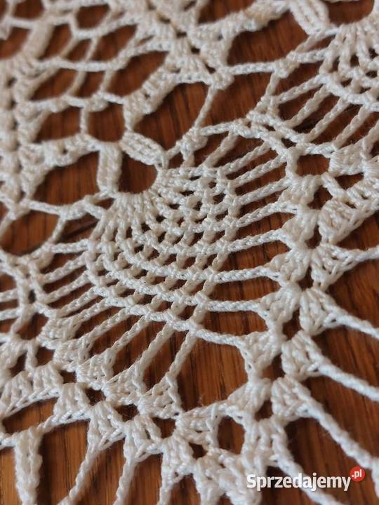 Serweta okrągła rękodzieło Obrusy i serwety śląskie Częstochowa