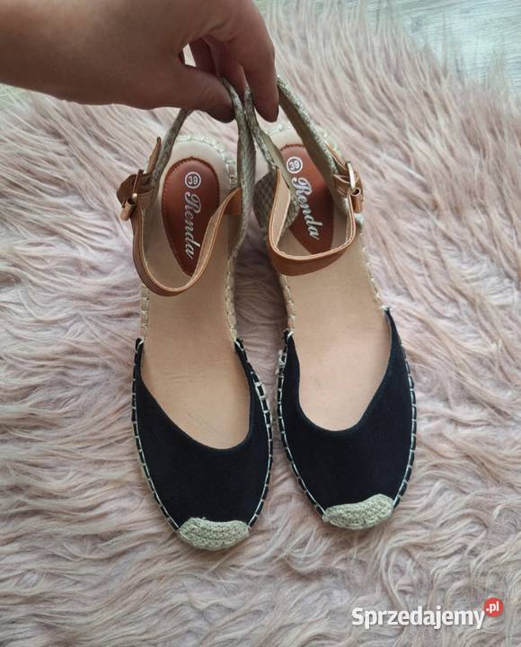 Świetne sandałki espadryle czarne na niskiej Sandały i klapki Kraków