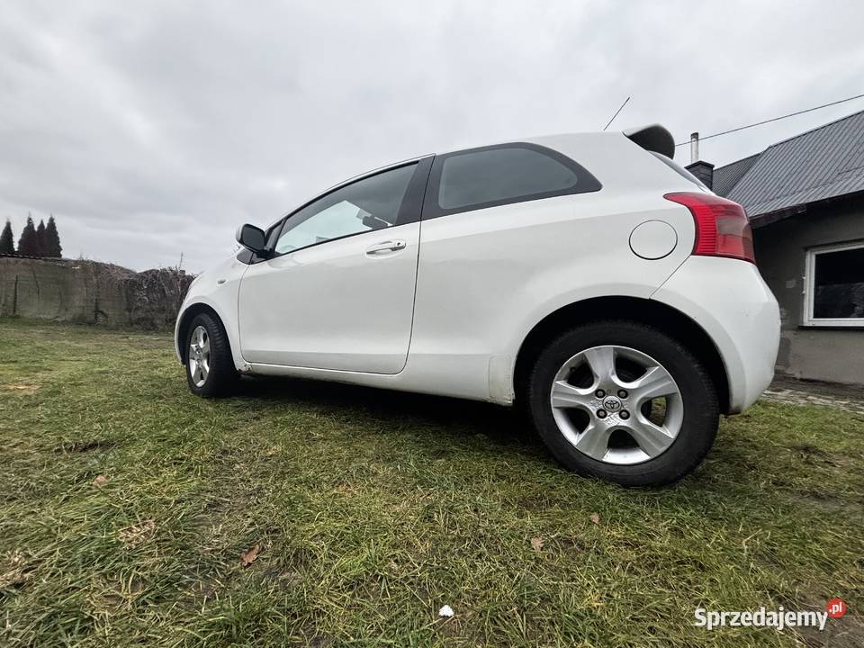 Toyota yaris 2008r OC i pt aktualne 74500km Zabagno