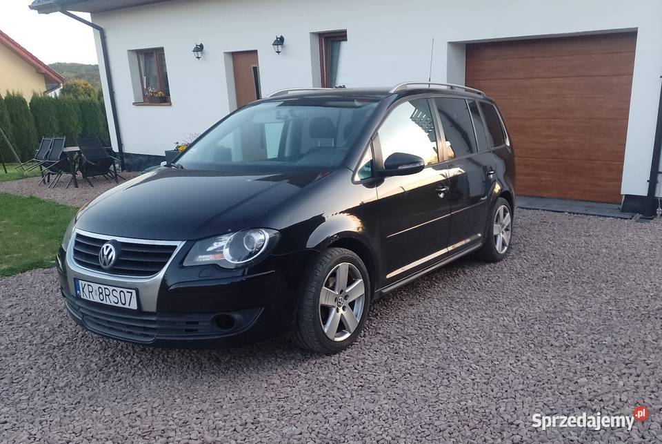 VW Touran 2010 140KM sprzedam